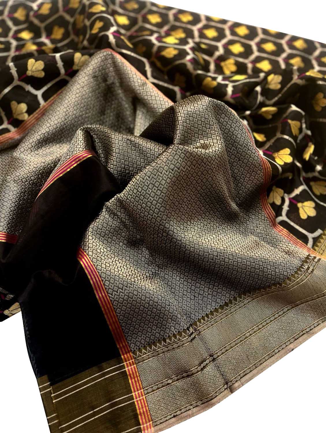Black Chanderi Handloom Pure Silk Flower Design Saree - Luxurion World