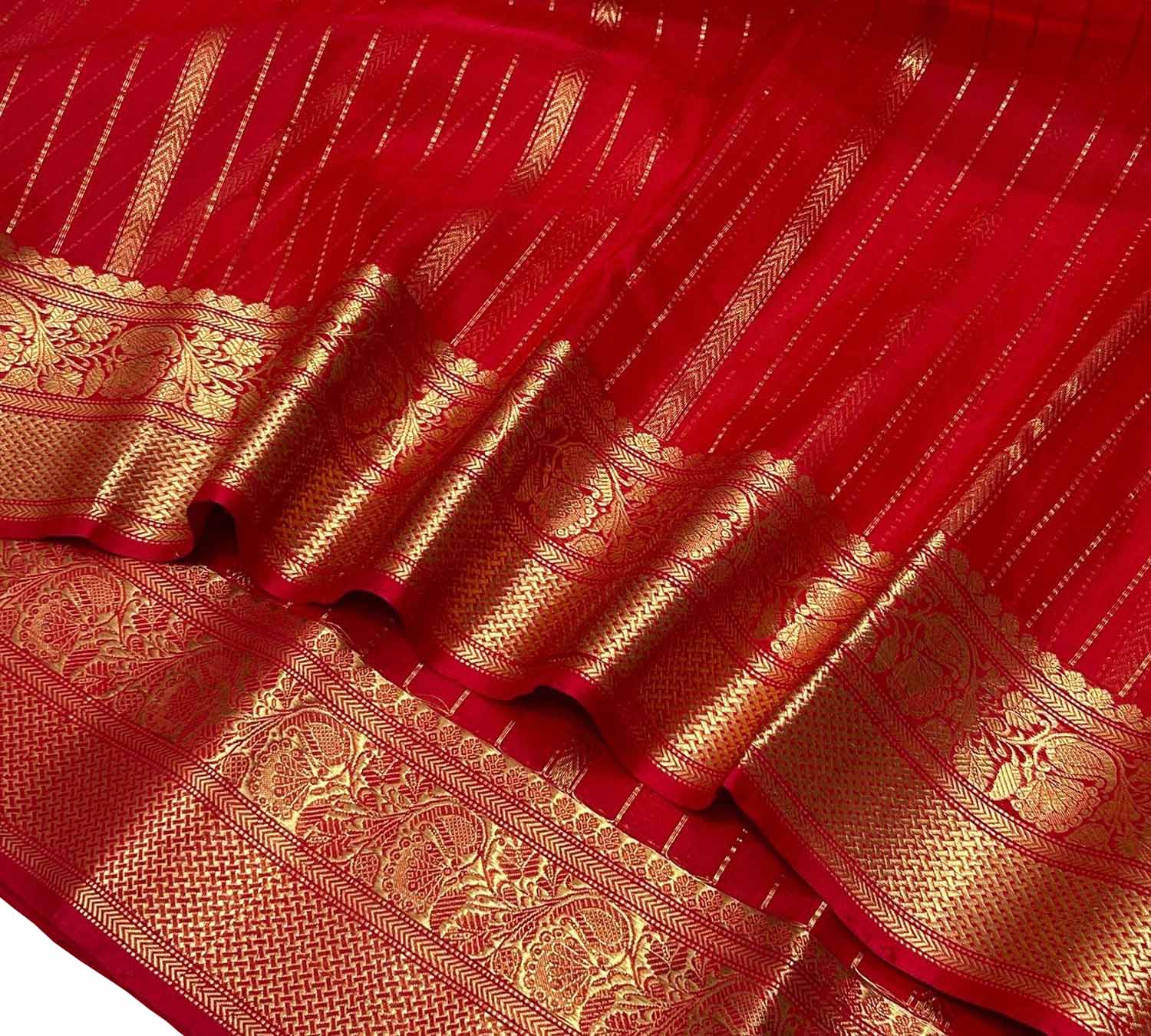 Red Handloom Pure Pattu Silk Chanderi Stripe Design Saree - Luxurion World