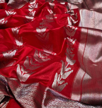 Red Handloom Pure Pattu Silk Chanderi Saree - Luxurion World