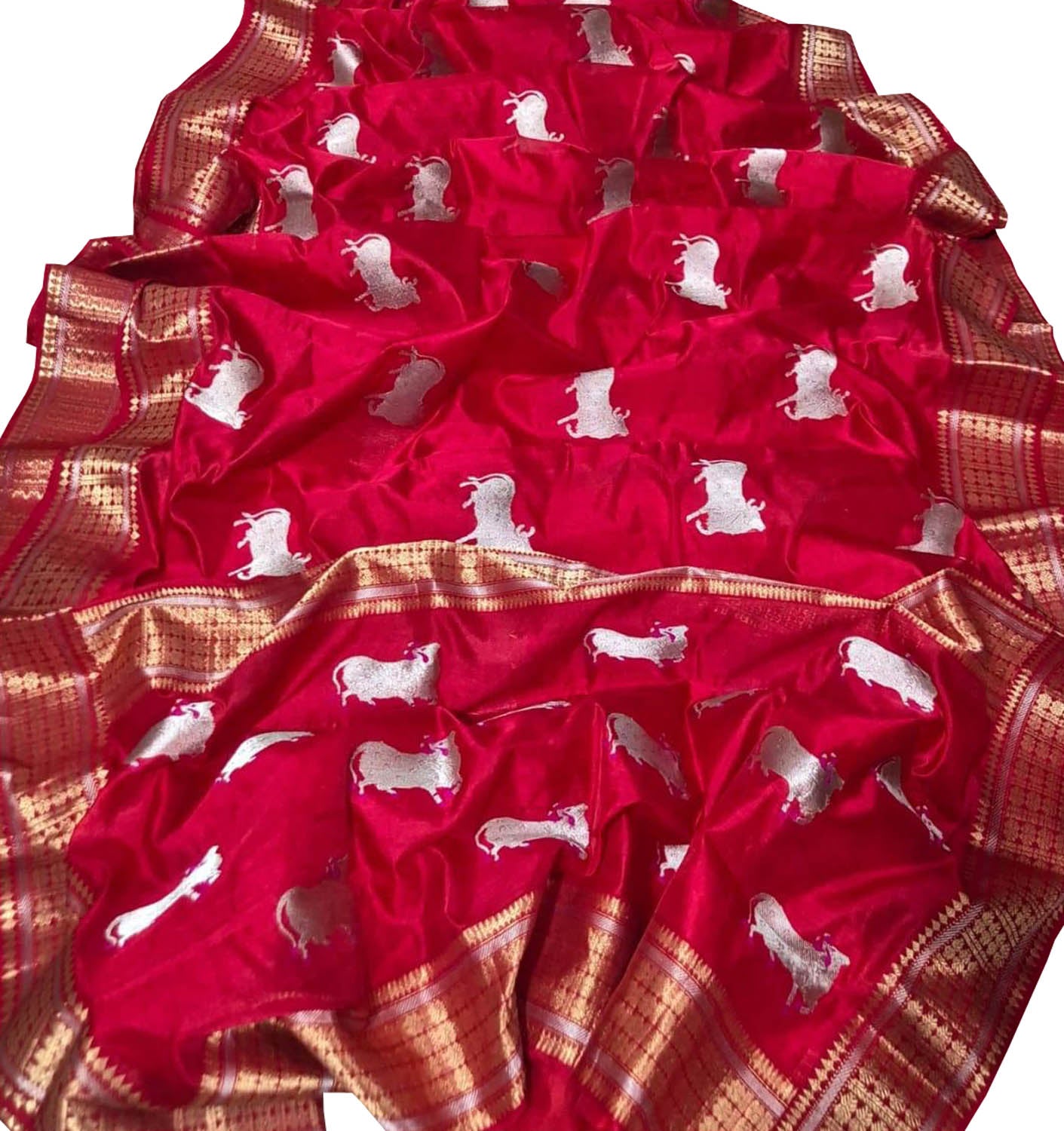 Red Handloom Pure Pattu Silk Chanderi Cow Design Saree - Luxurion World