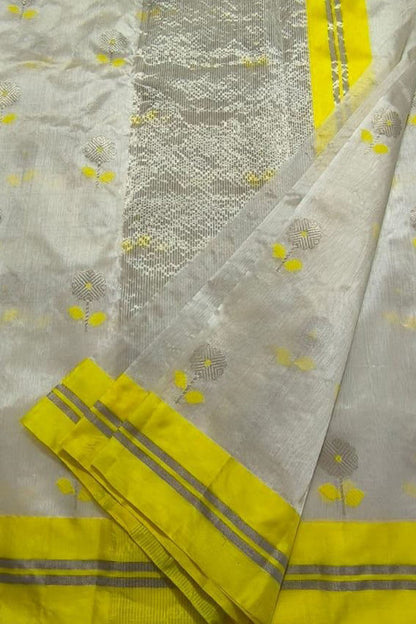 Handloom Chanderi Silk Saree with Flower Design - Luxurion World
