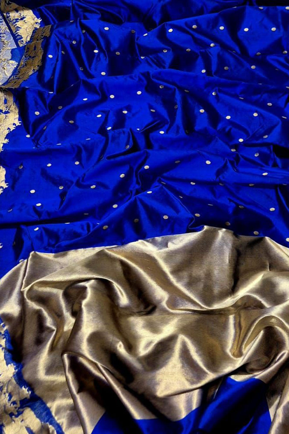 Blue Pure Pattu Silk Ek Naliya Handloom Chanderi Booti Design Saree - Luxurion World
