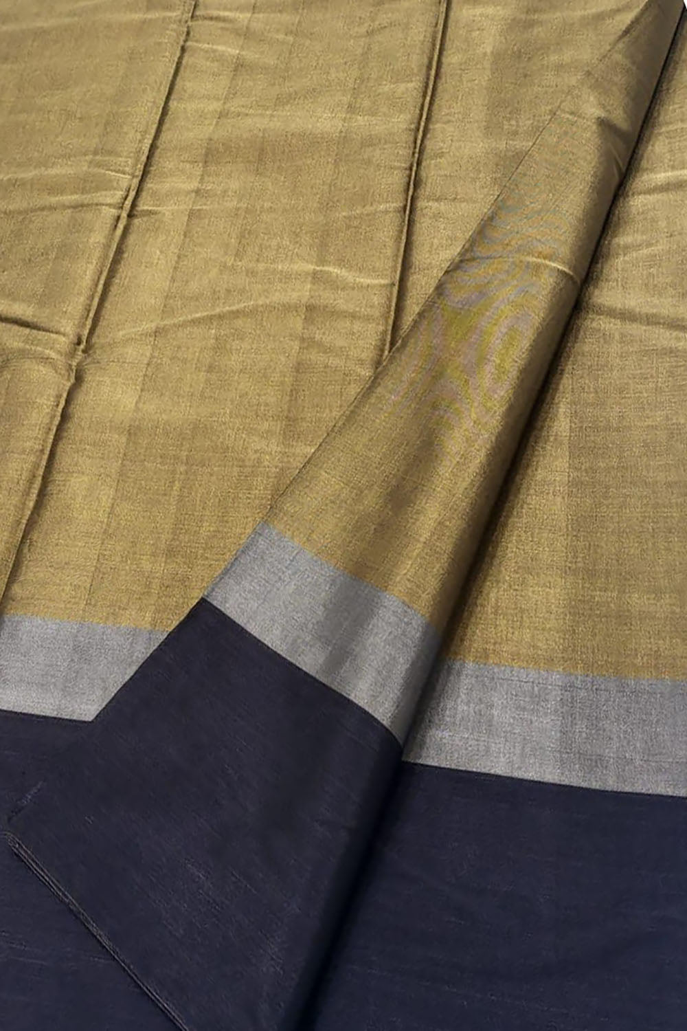 Golden Chanderi Handloom Pure Tissue Silk Saree - Luxurion World