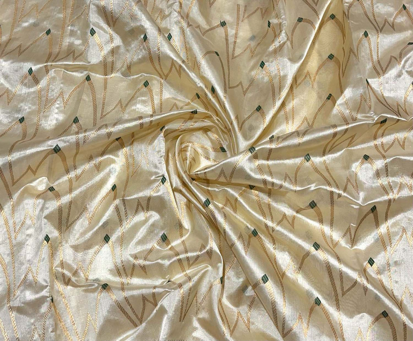 Exquisite Pastel Chanderi Pure Silk Saree - Handloom Beauty - Luxurion World