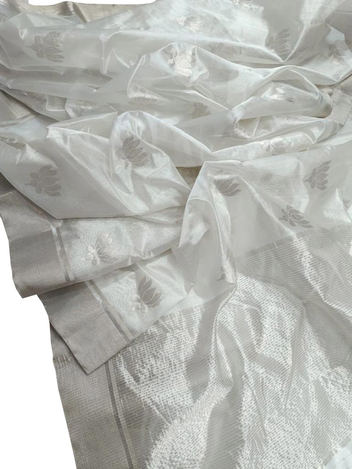 Off White Chanderi Handloom Pure Silk Saree - Luxurion World
