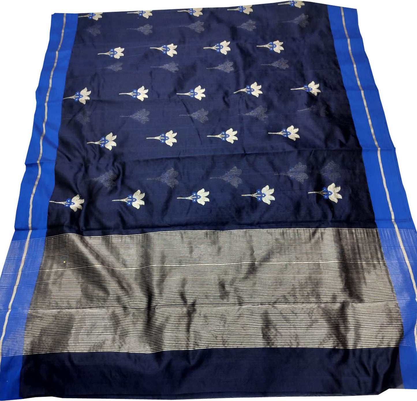 Elegant Blue Chanderi Handloom Silk Saree: A Timeless Classic - Luxurion World