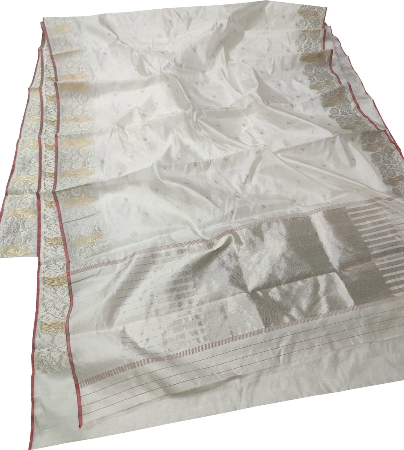 Elegant Off White Chanderi Handloom Silk Saree - Luxurion World