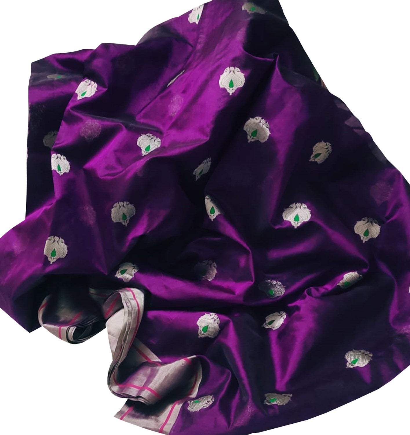 Elegant Purple Chanderi Handloom Silk Saree: A Timeless Classic - Luxurion World
