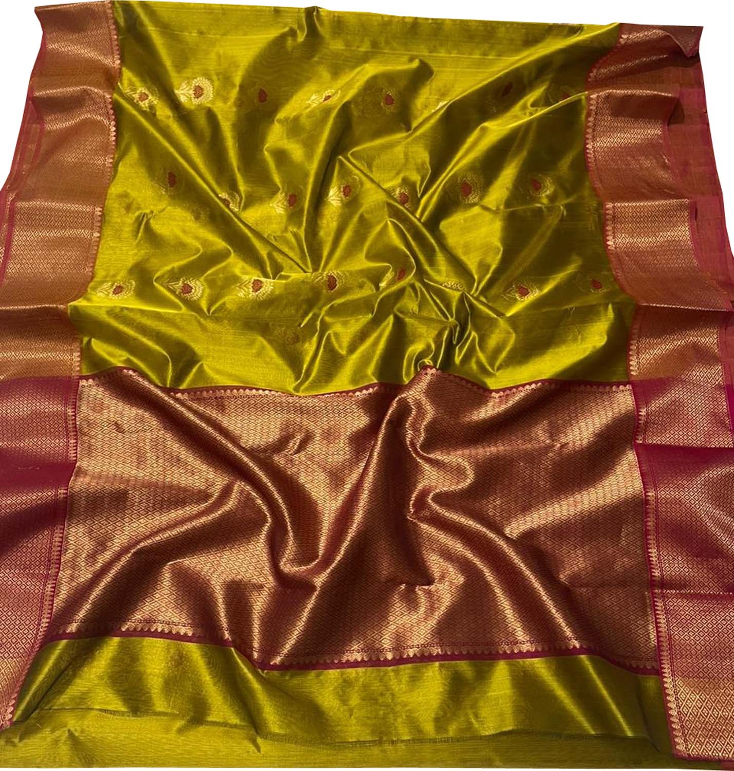 Exquisite Green Chanderi Handloom Pure Silk Saree: A Timeless Elegance - Luxurion World