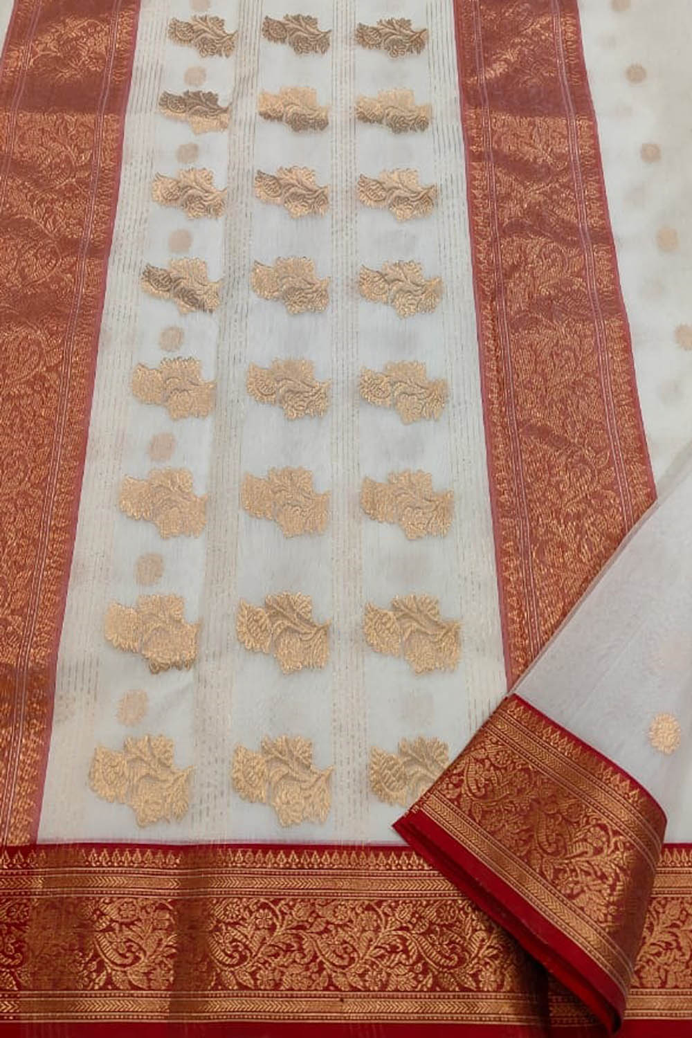 Elegant Off White Chanderi Silk Saree - Luxurion World