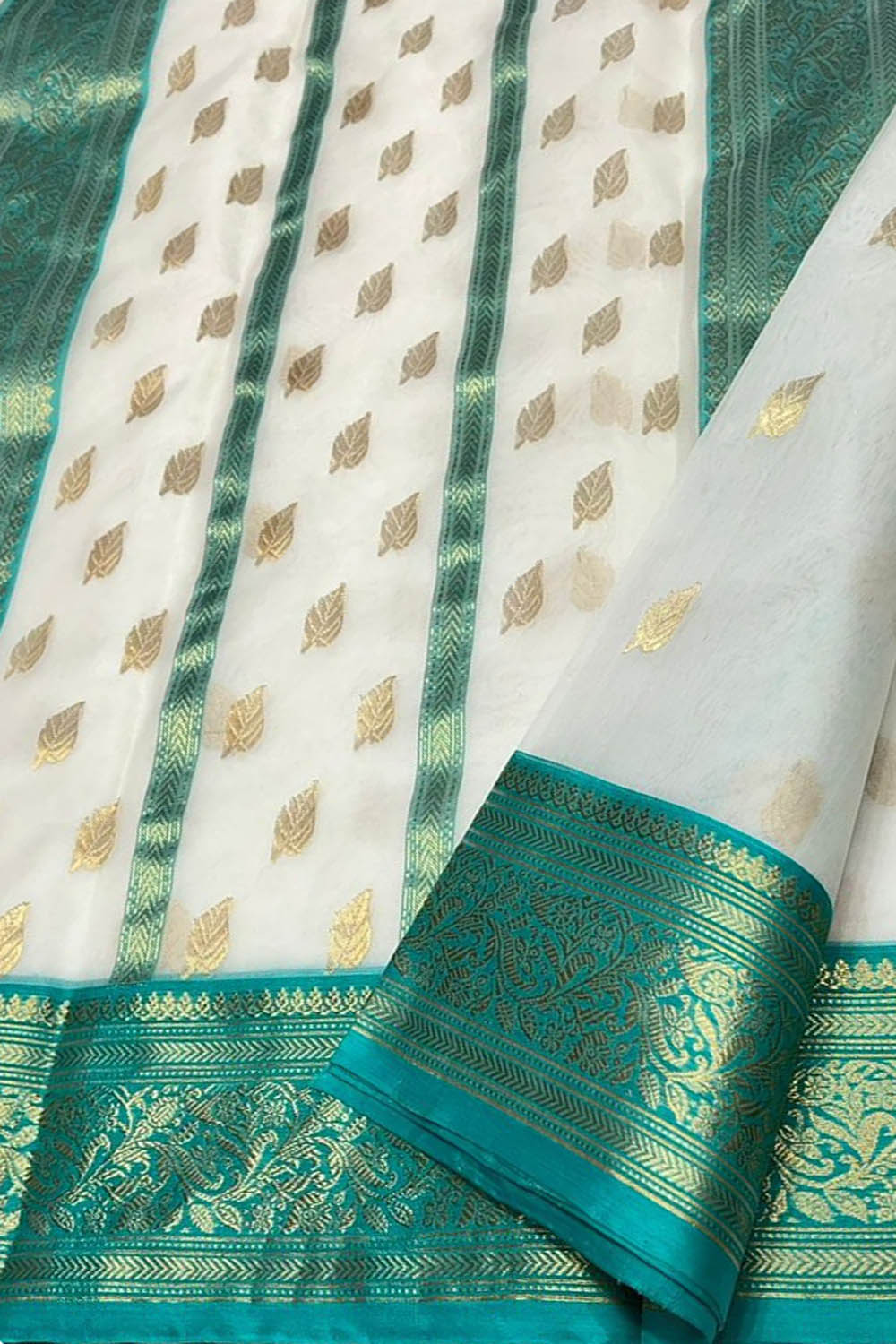 Elegant Off White Chanderi Silk Saree - Luxurion World