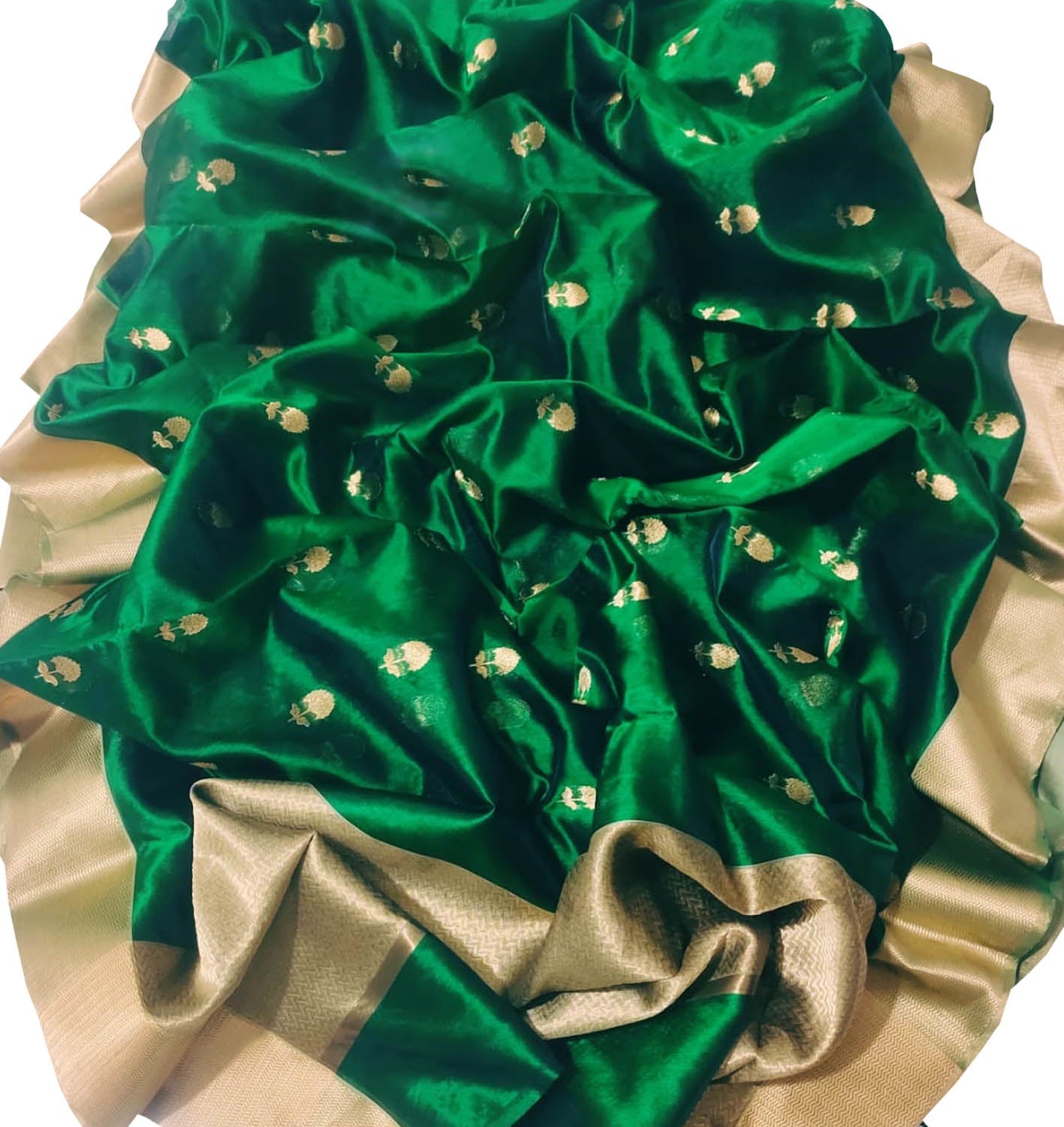 Green Chanderi Silk Saree: Handloom Elegance - Luxurion World