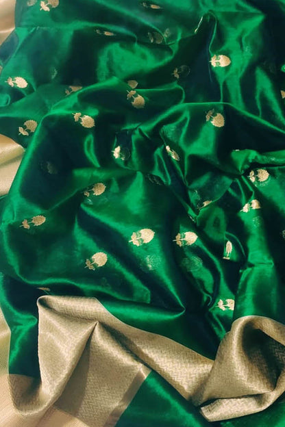 Green Chanderi Silk Saree: Handloom Elegance - Luxurion World