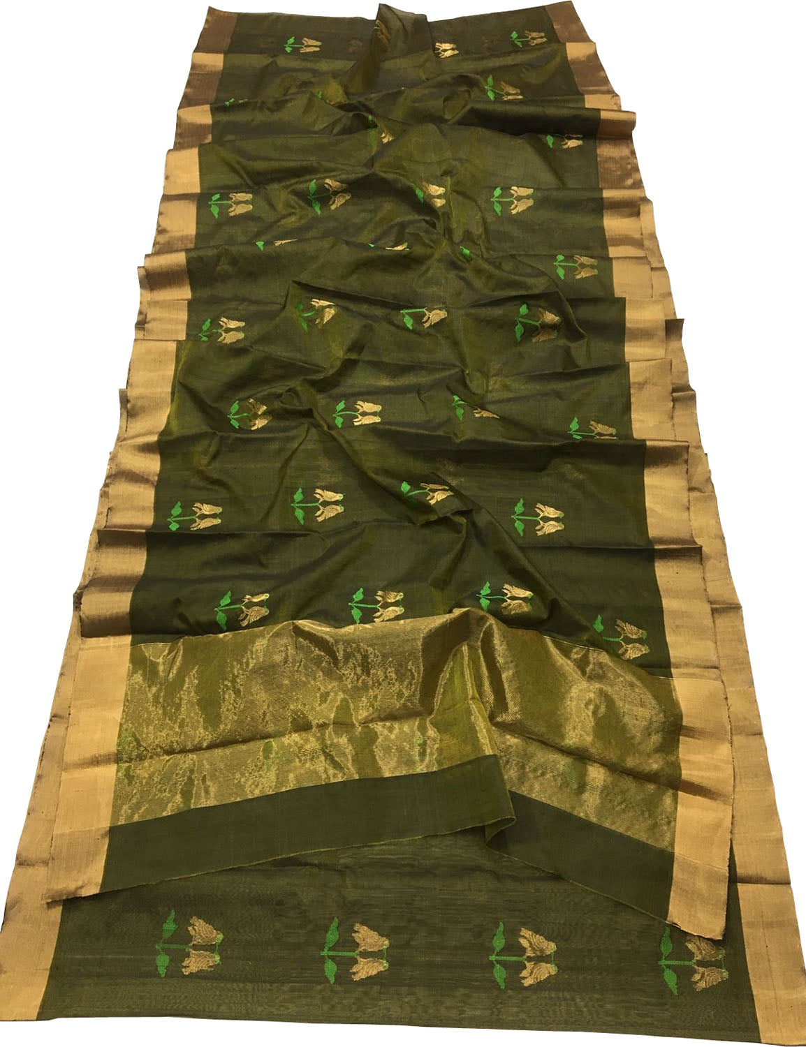 Ethically Made Green Silk Saree: Handloom Chanderi Beauty - Luxurion World