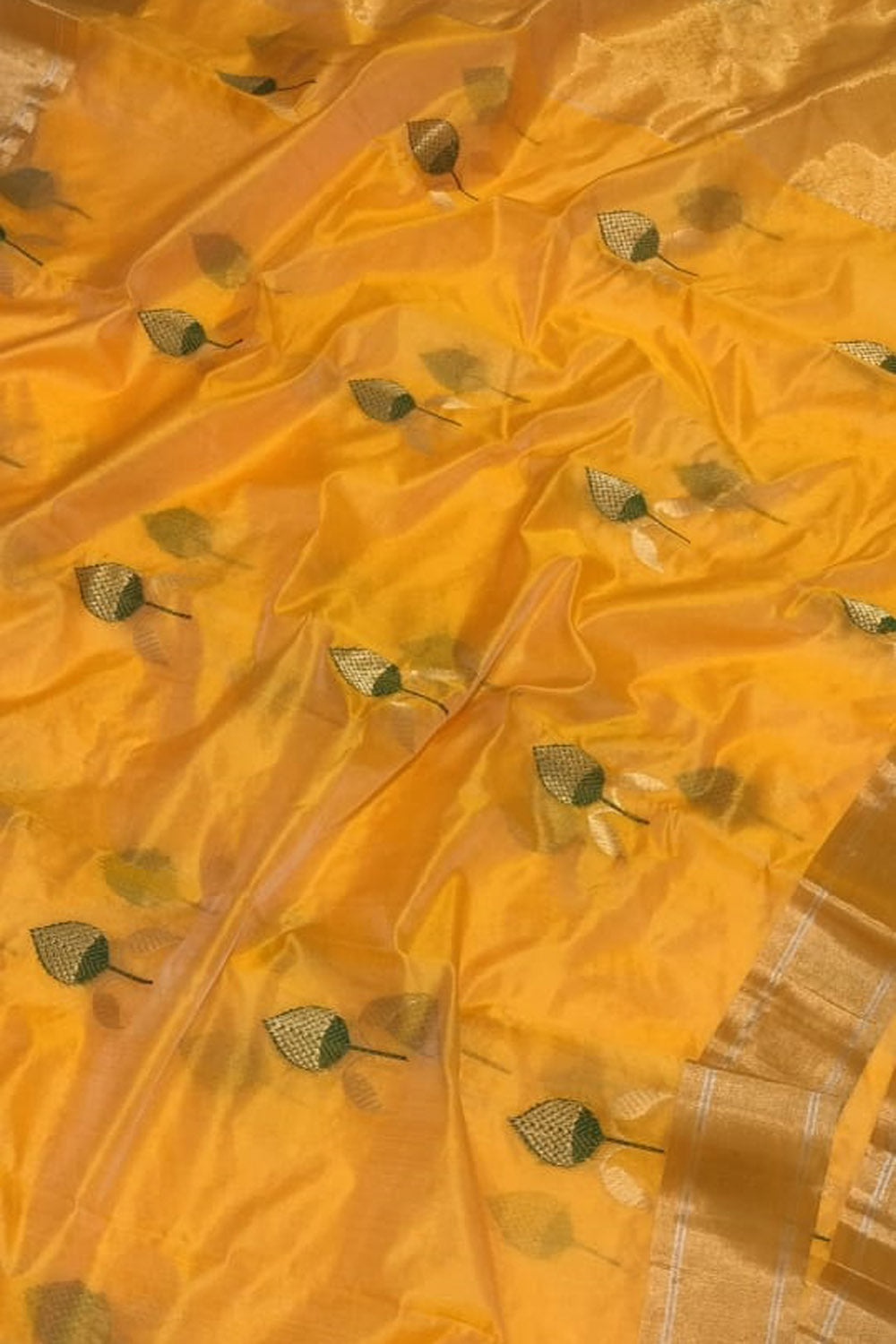 Yellow Chanderi Handloom Silk Saree - Pure Elegance - Luxurion World