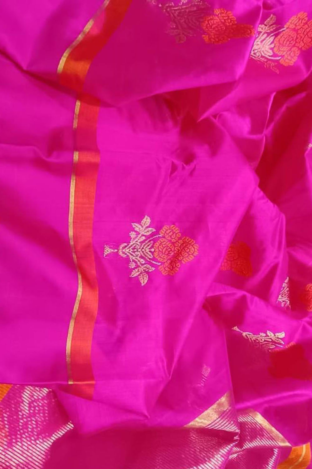 Pink Handloom Chanderi Pure Silk Flower Design Saree - Luxurion World