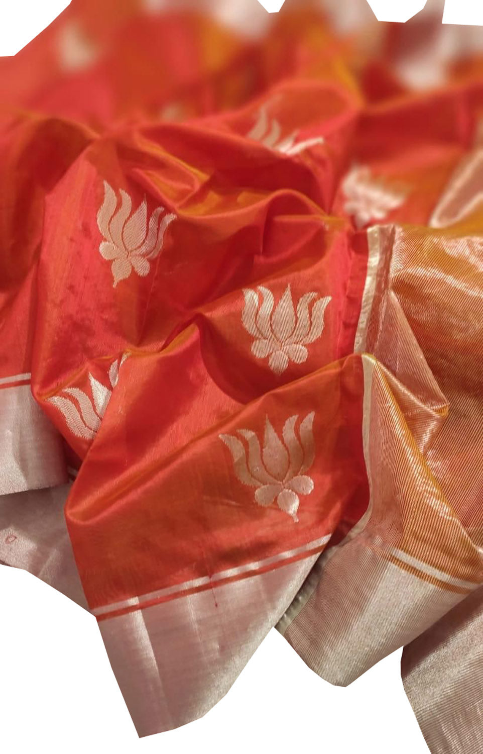 Stunning Red Chanderi Silk Saree - Handloom Beauty - Luxurion World