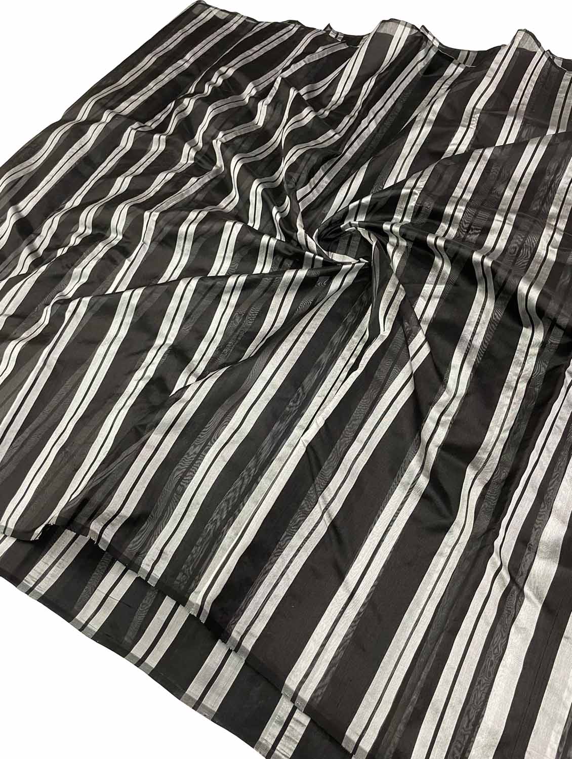 Elegant Black & White Chanderi Silk Saree - Luxurion World