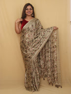 Pastel Digital Printed Crepe Floral Design Saree - Luxurion World