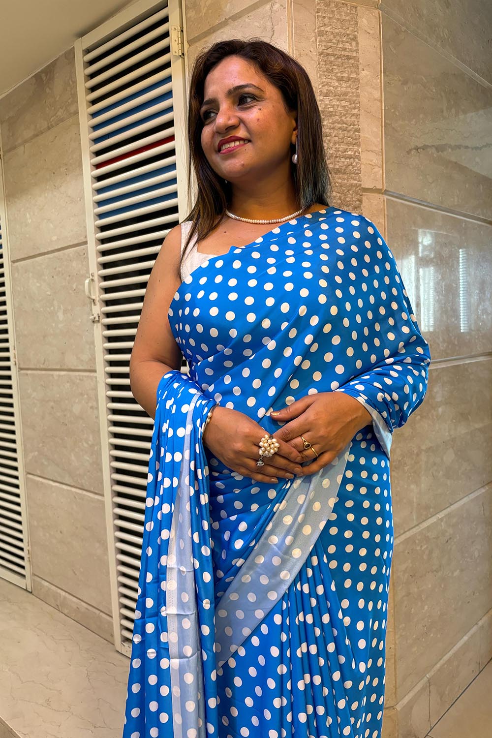 Stylish Blue Digital Printed Crepe Polka Dot Saree - Luxurion World