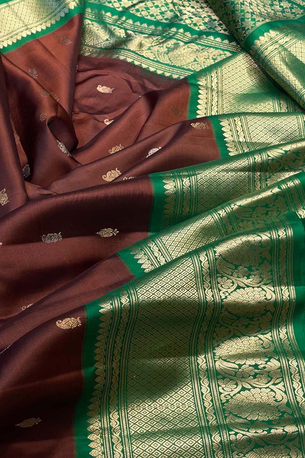 Maroon Gadwal Handloom Pure Silk Saree - Luxurion World