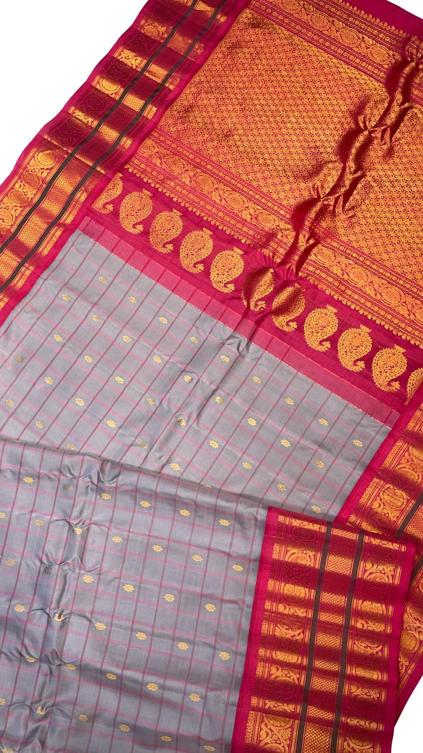 Exquisite Purple Silk Saree - Handloom Gadwal Collection - Luxurion World