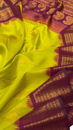 Exquisite Green Gadwal Pure Silk Saree - Handwoven Elegance - Luxurion World