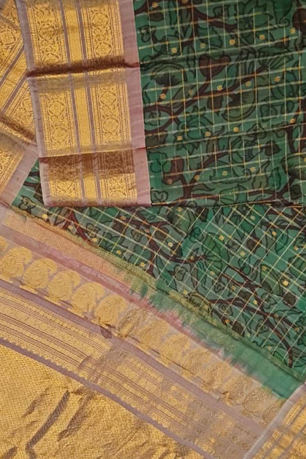 Green Pure Silk Gadwal Handloom Eco Printed Checks Design Saree - Luxurion World