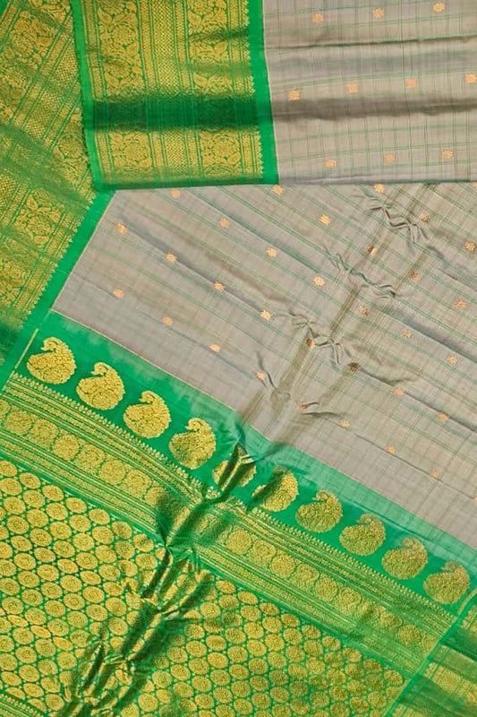 Grey Pure Gadwal Silk Saree with Kanjeevaram Border - Luxurion World