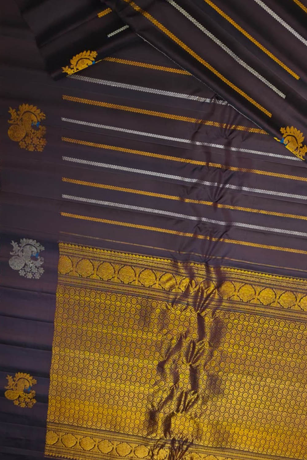 Brown Handloom Gadwal Pure Silk Saree