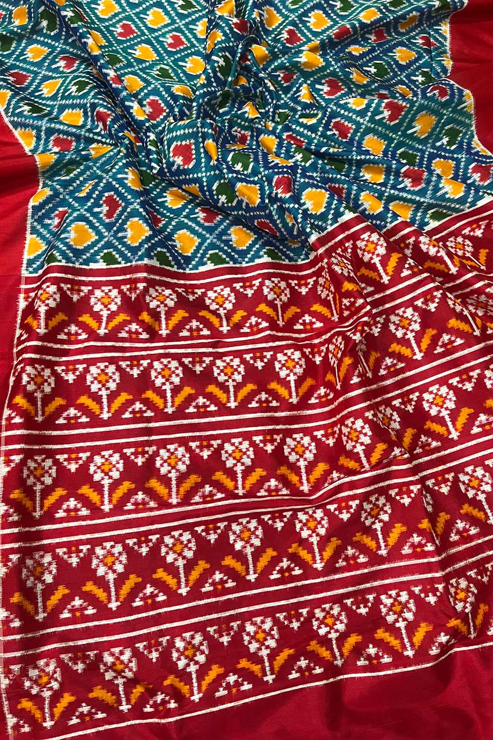 Exquisite Blue Handloom Pochampally Double Ikat Silk Saree - Luxurion World