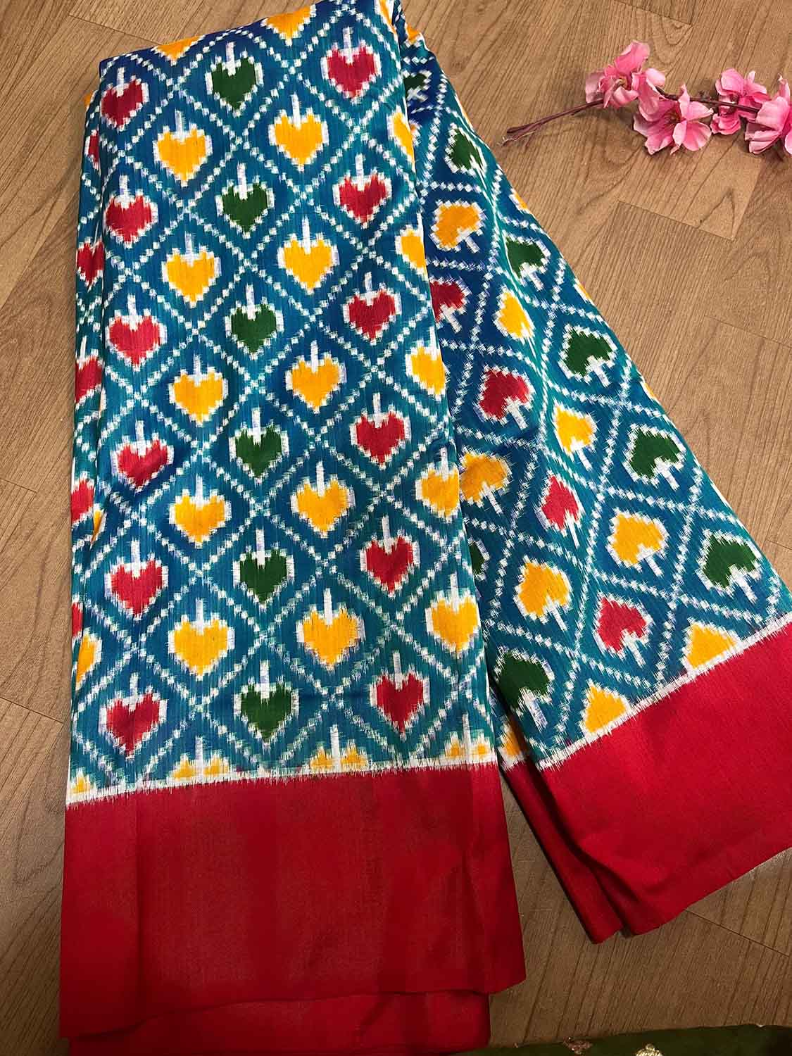 Exquisite Blue Handloom Pochampally Double Ikat Silk Saree - Luxurion World