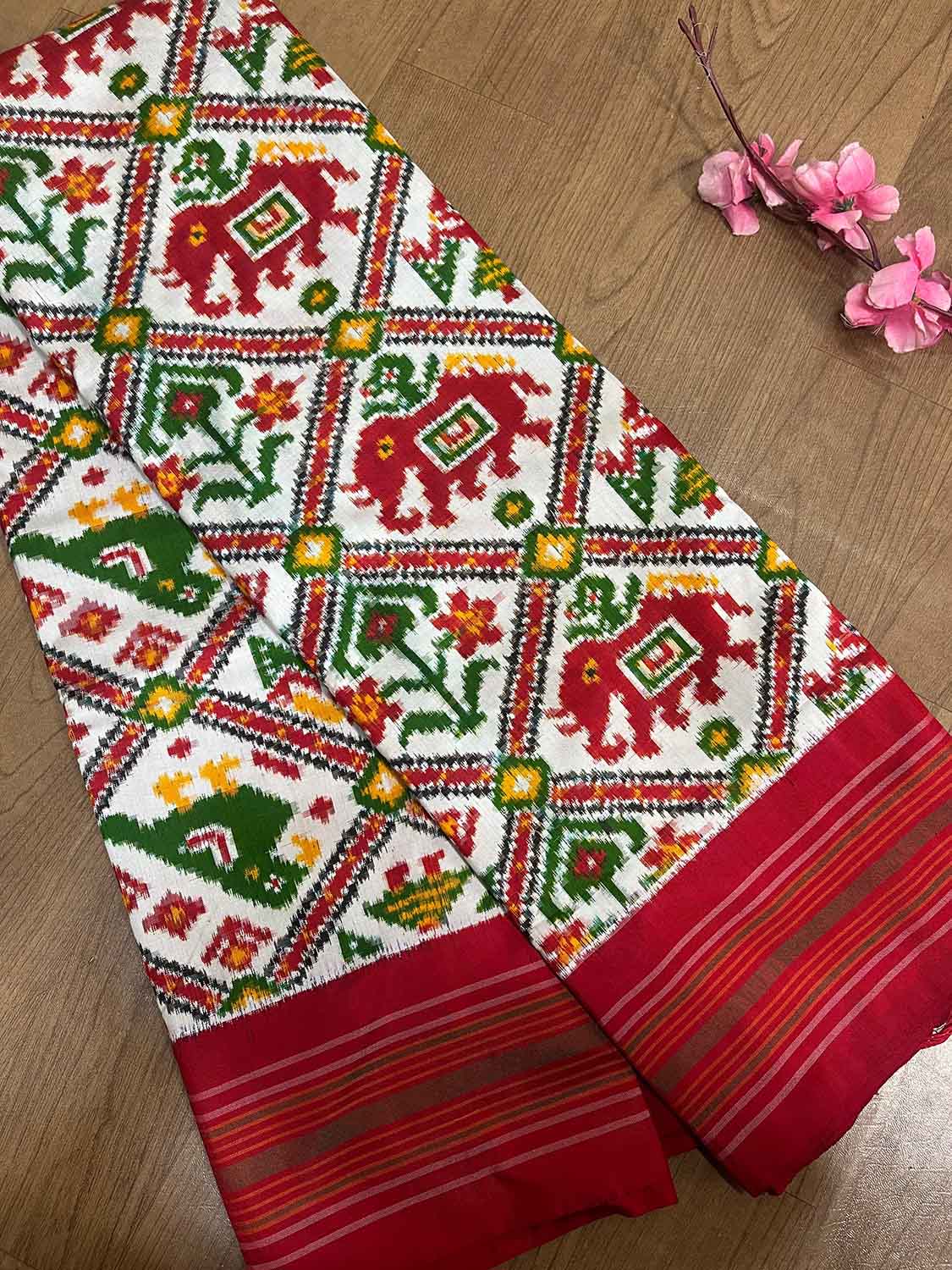 Exquisite Multicolor Handloom Pochampally Double Ikat Silk Saree - Luxurion World