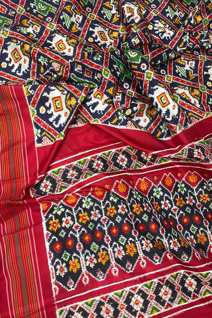 Exquisite Handloom Pochampally Double Ikat Silk Saree - Luxurion World