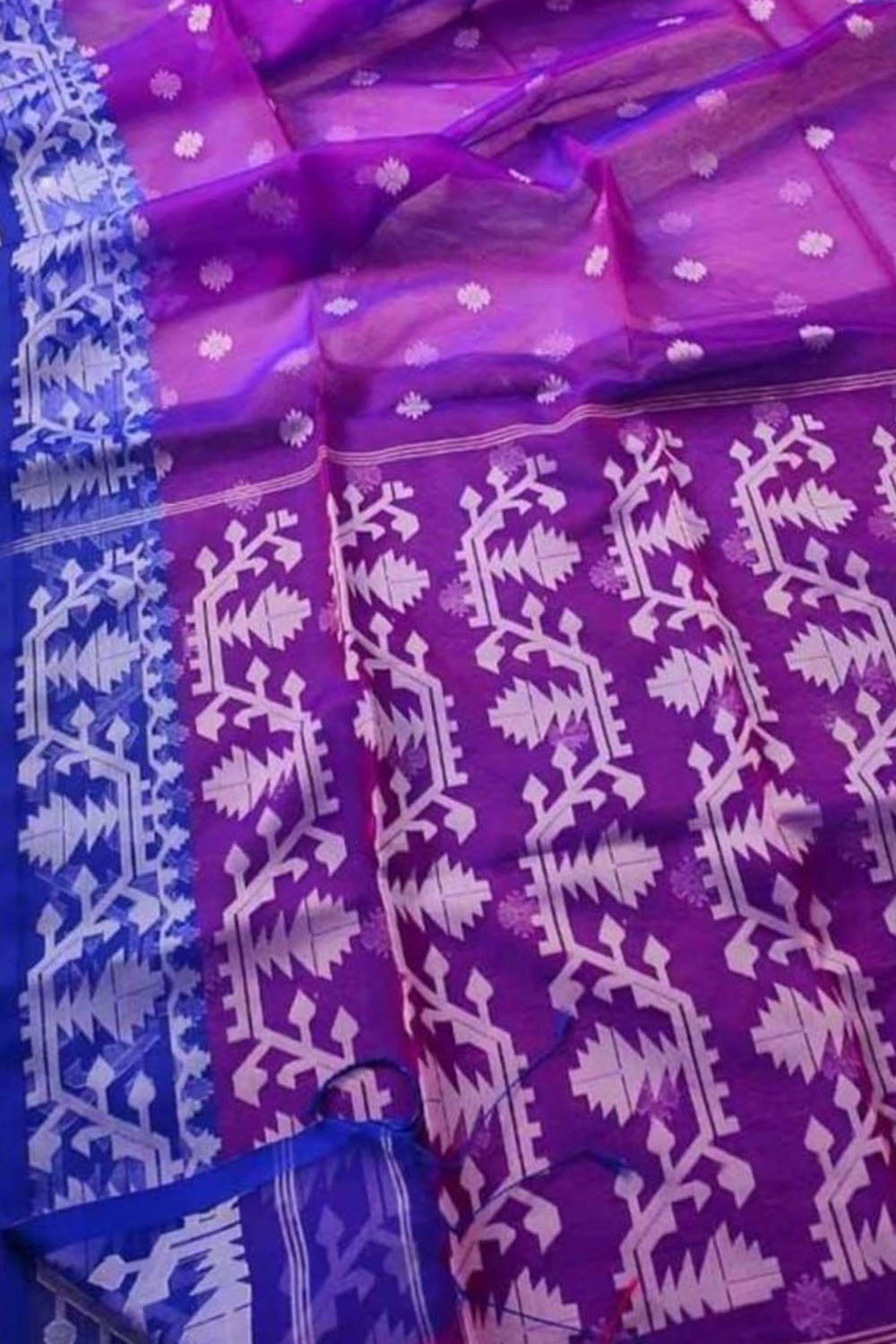 Exquisite Purple Jamdani Muslin Saree - Luxurion World