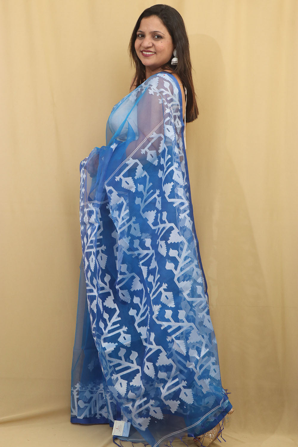 Exquisite Blue Handloom Jamdani Muslin Saree - Perfect for Any Occasion - Luxurion World