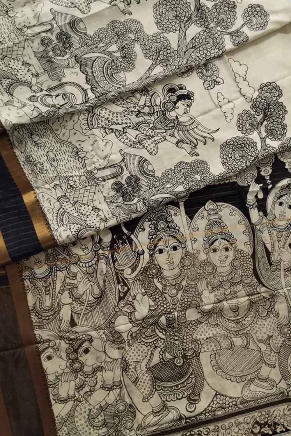 Elegant Black And White Kalamkari Hand Painted Bangalore Silk Saree - Luxurion World
