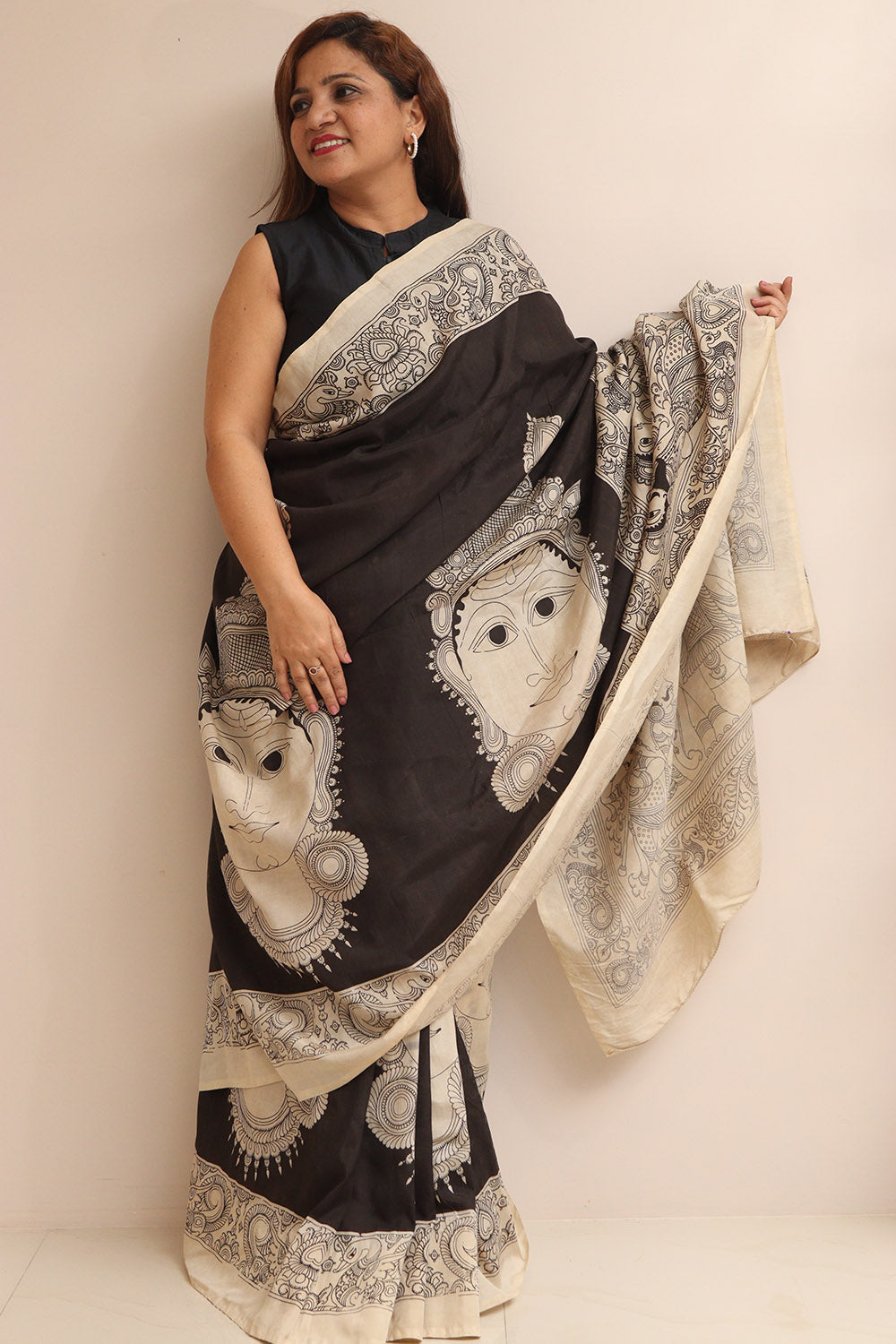 Black And White Kalamkari Hand Painted Pure Bangalore Silk Saree - Luxurion World