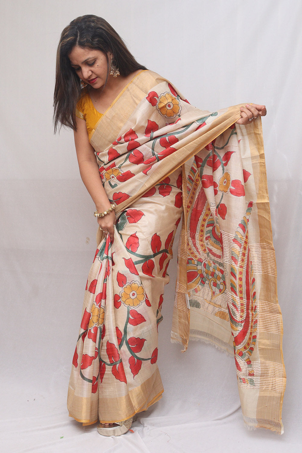 Pastel Kalamkari Tussar Silk Saree: Hand-Painted Elegance - Luxurion World