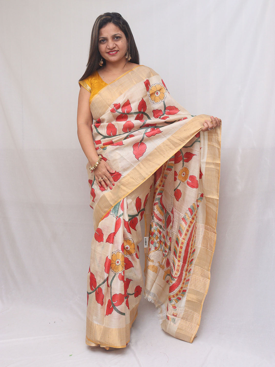 Pastel Kalamkari Tussar Silk Saree: Hand-Painted Elegance - Luxurion World