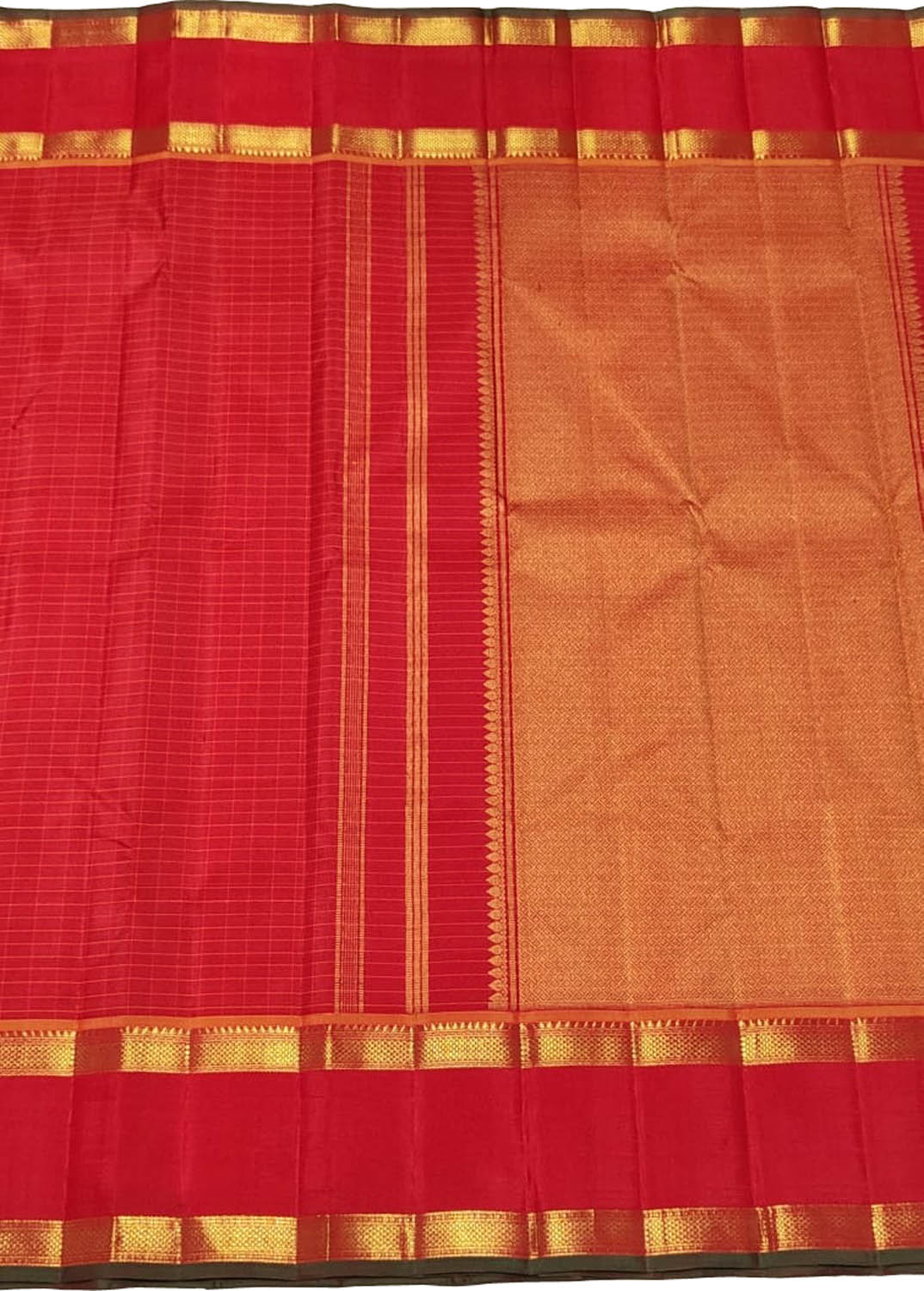 Handloom Kanjeevaram Silk Saree - Red Pure Elegance - Luxurion World