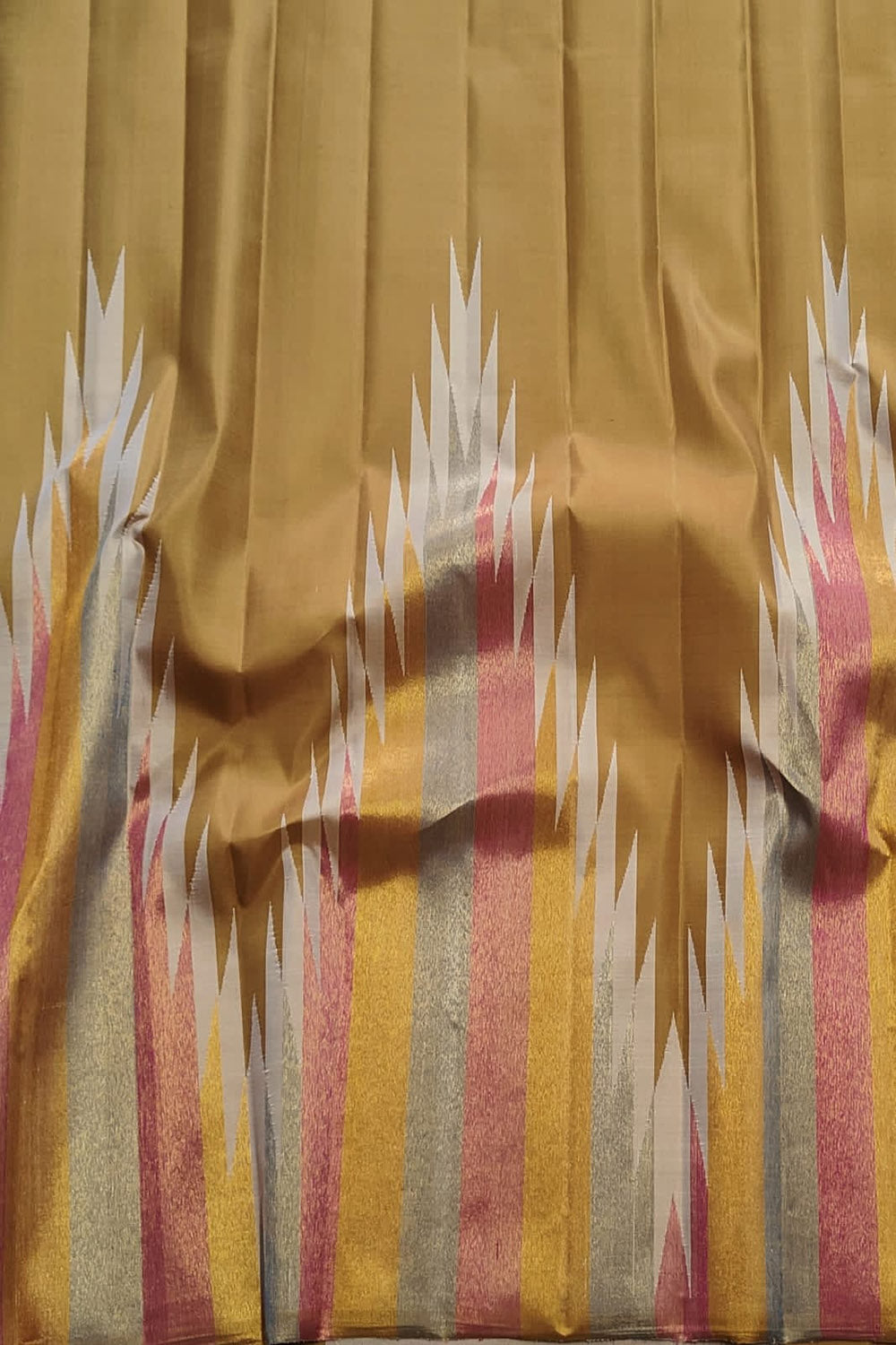 Opulent Golden Kanjeevaram Pure Silk Saree - Luxurion World