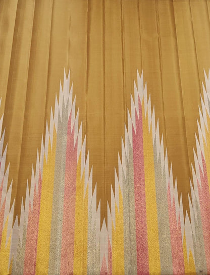 Opulent Golden Kanjeevaram Pure Silk Saree - Luxurion World