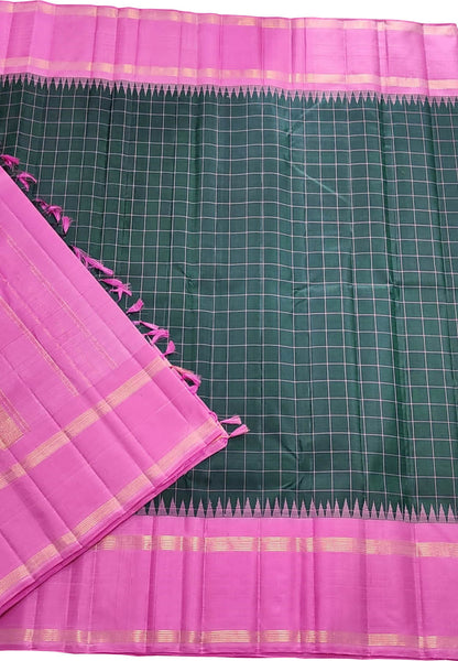 Emerald Elegance: Green Kanjeevaram Pure Silk Saree - Luxurion World