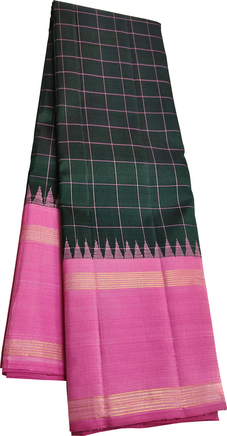 Emerald Elegance: Green Kanjeevaram Pure Silk Saree - Luxurion World