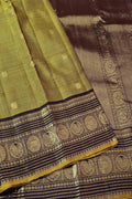 Green Kanjeevaram Handloom Pure Silk Saree - Elegant and Luxurious - Luxurion World
