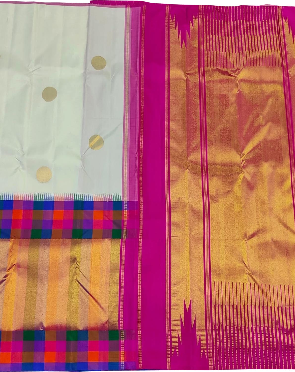 Exquisite Off White Kanjeevaram Pure Silk Saree - Luxurion World