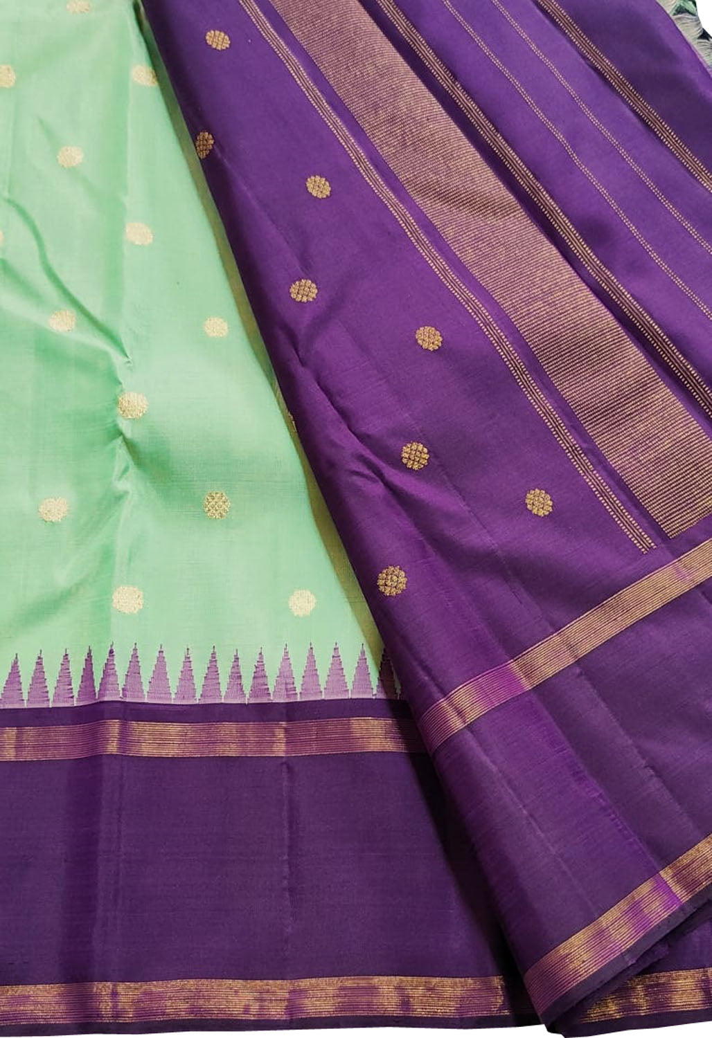 Exquisite Sea Green Pure Silk Saree - Handloom Kanjeevaram - Luxurion World