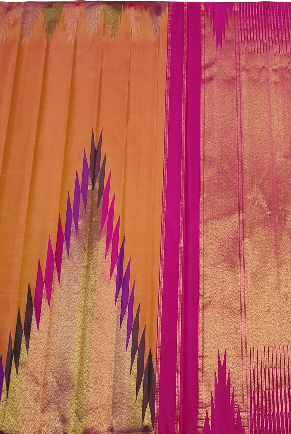 Orange Handloom Kanjeevaram Pure Silk Saree - Pure Elegance - Luxurion World