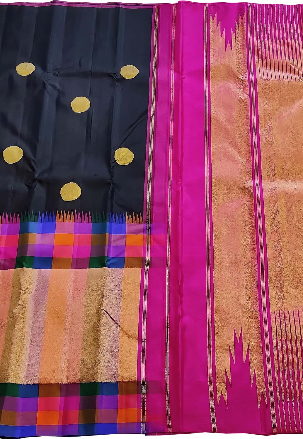 Exquisite Black Handloom Kanjeevaram Pure Silk Saree - Luxurion World